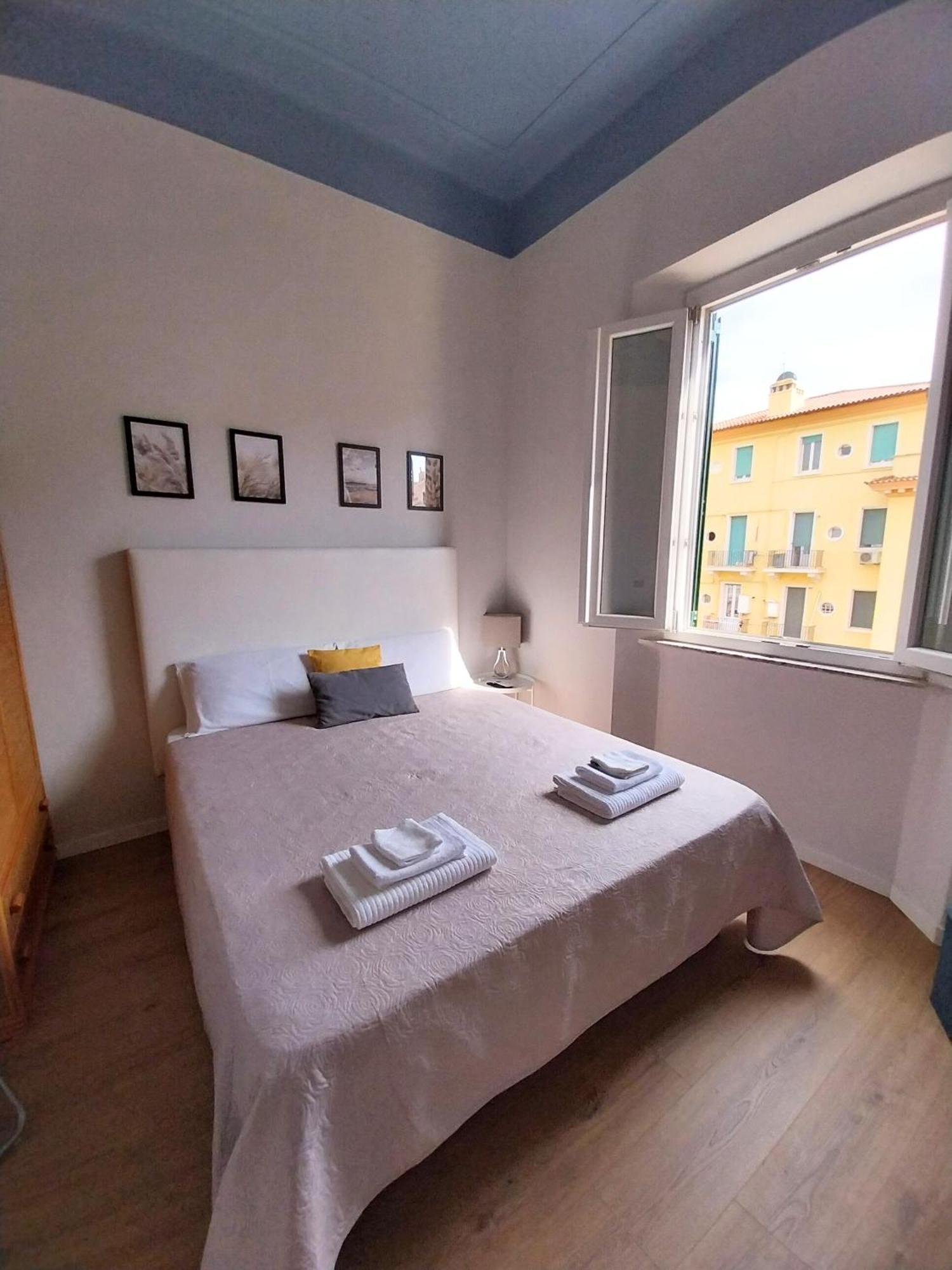 Mareroma32 - Tourist Rental ลิโด ดิ ออสเตีย ภายนอก รูปภาพ